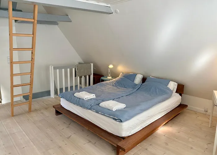 Semesterbostad Historical Townhouse